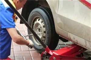 承德附近拖车24小时服务热线电话